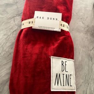 Rae Dunn Valentine’s throw blanket new!
